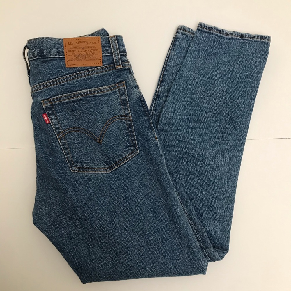 LEVI’S Wedgie Icon High Rise Jeans - Picture 9 of 10
